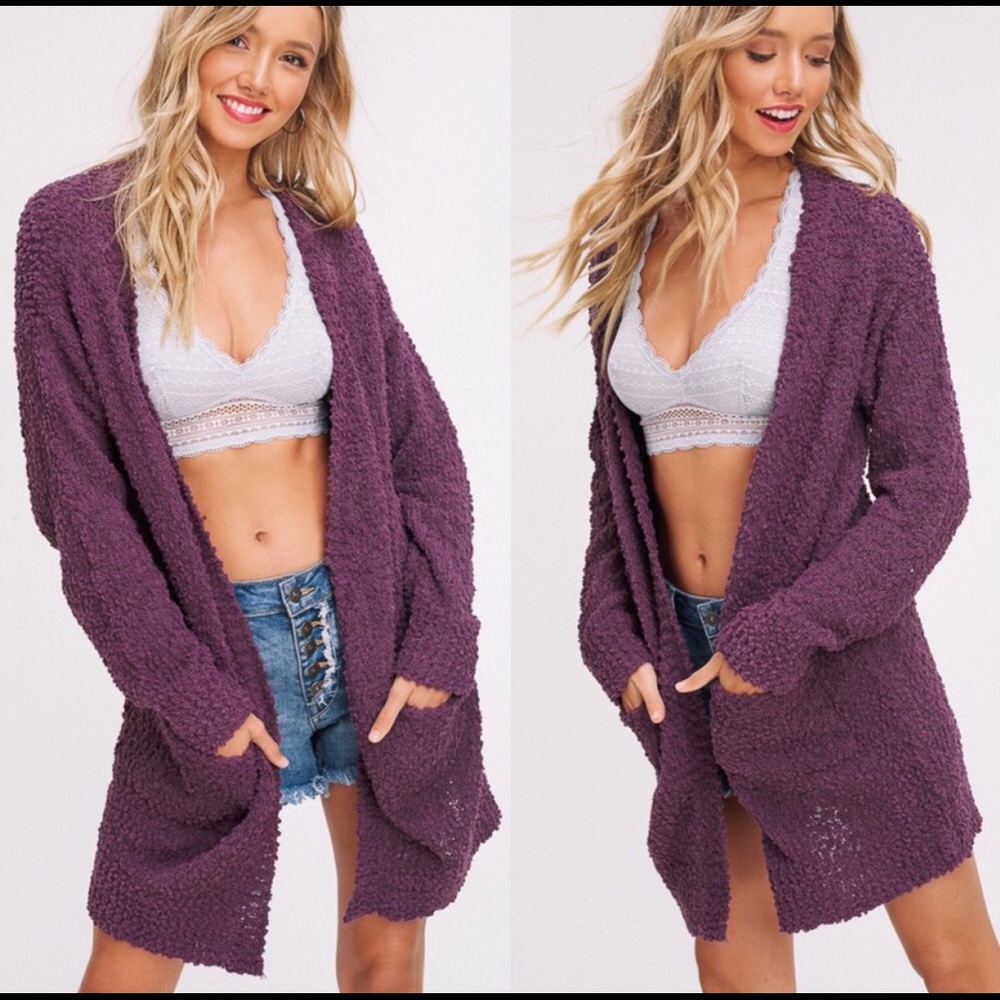 Must have Cardigans - Picture 2 of 4